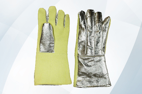 Aluminised kevalar gloves
